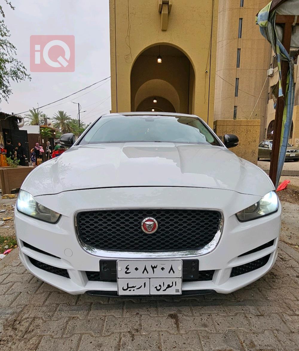 جاگوار XE